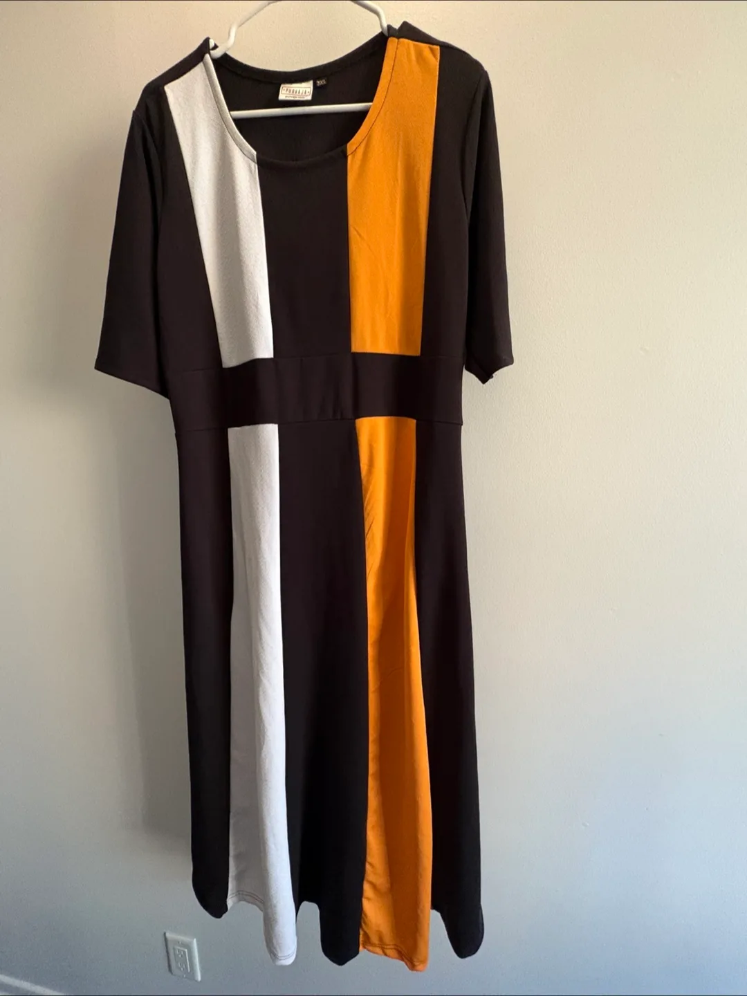 Forkaja Colour Block Dress - Size XXL chest 44 inches thumbnail