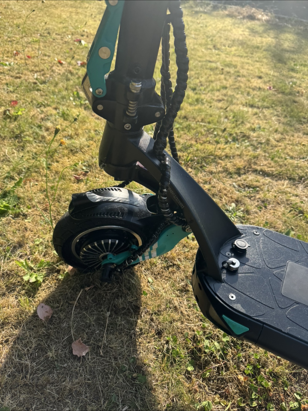 Used EWheels/VSETT 9 Electric Scooter - photo 5