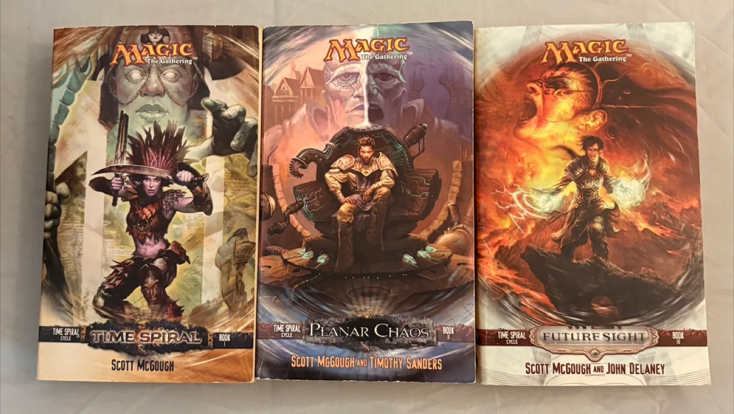 Magic The Gathering Book Lot image indicator(4)