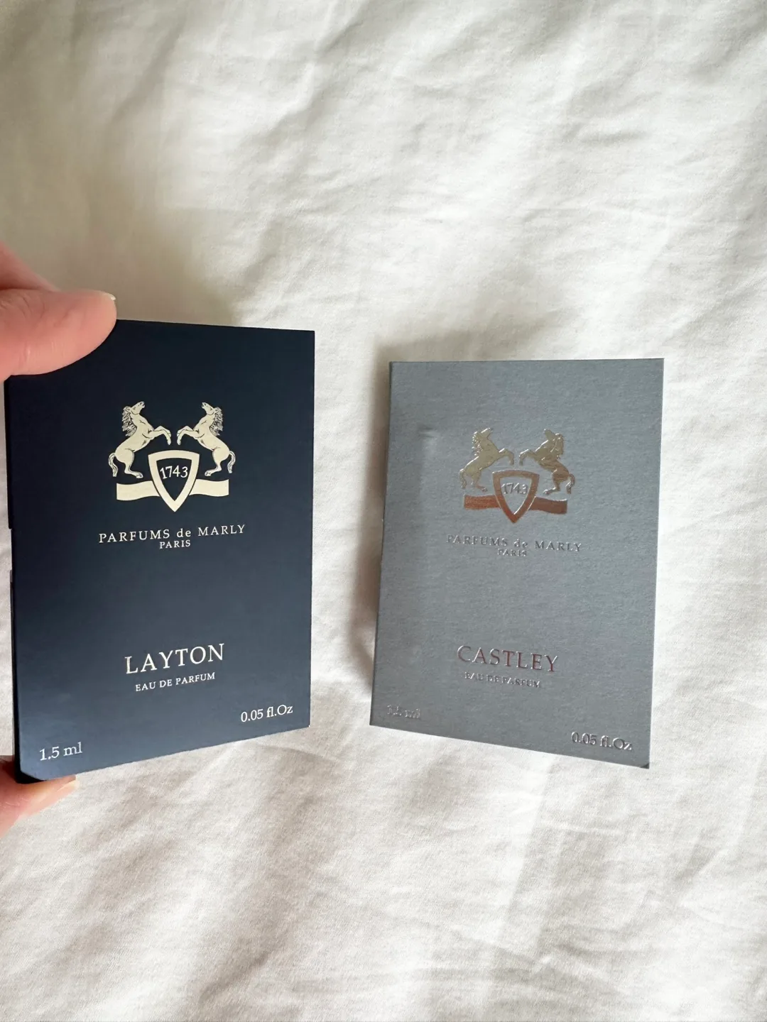 Unused Men’s Perfume Mini + Samples Bundle image indicator(3)