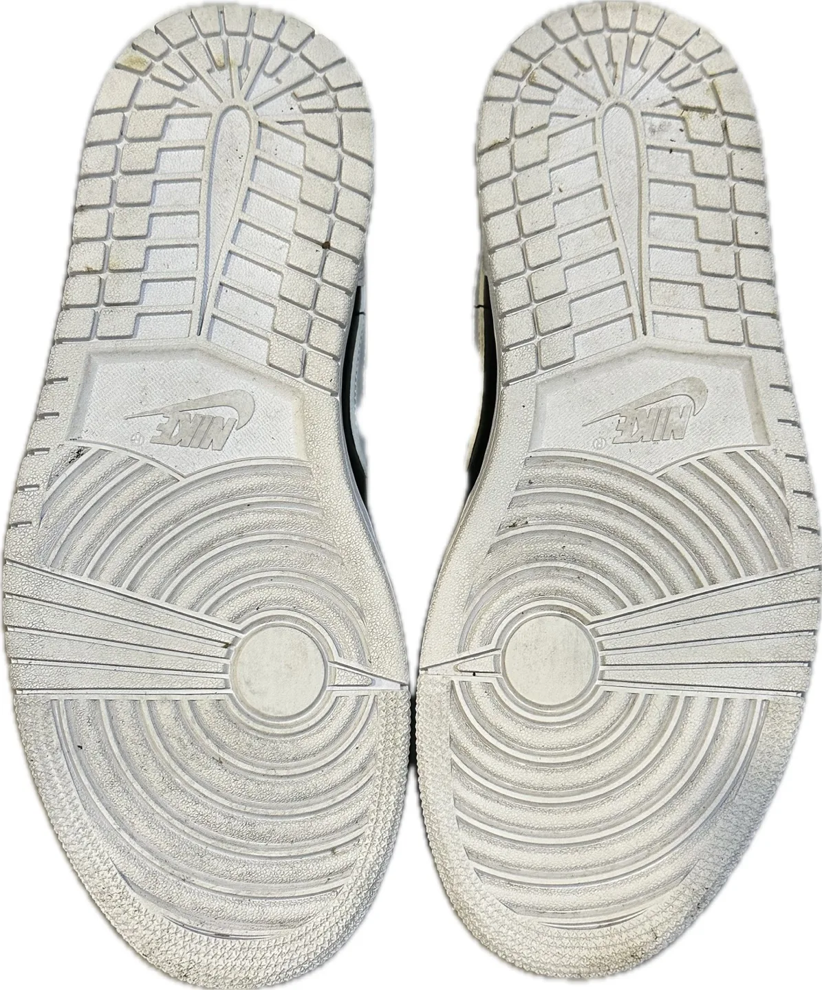 Women’s Jordan 1 Low "Panda" Sneakers image indicator(9)