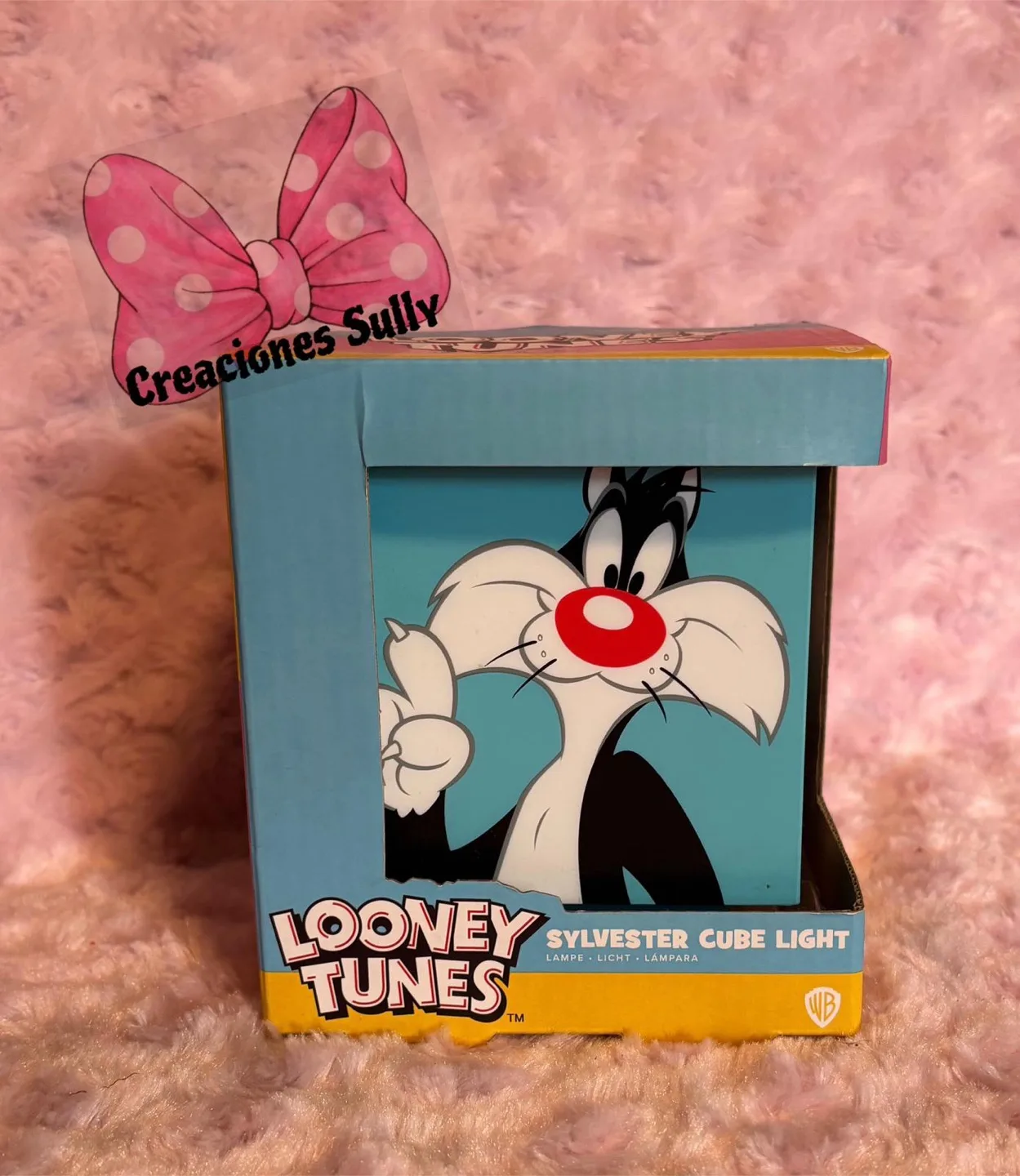 Looney Tunes Sylvester Cube Light - New in Box! thumbnail