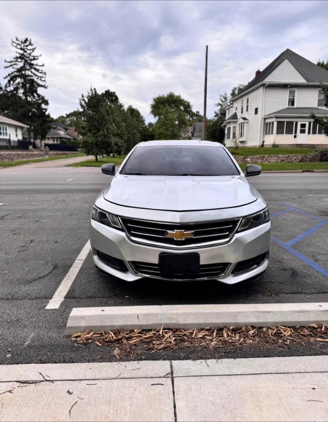 2015 Chevrolet Impala Limited · Sedan 4 thumbnail