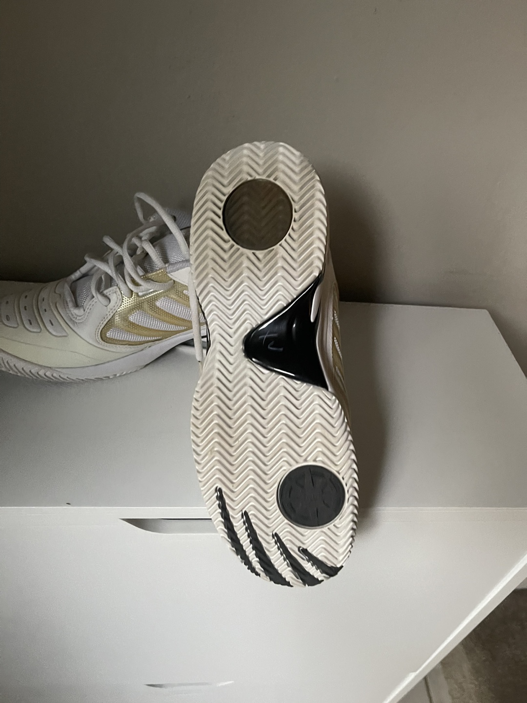 Wilson RG Tennis Shoes, Size 8.5 - photo 4