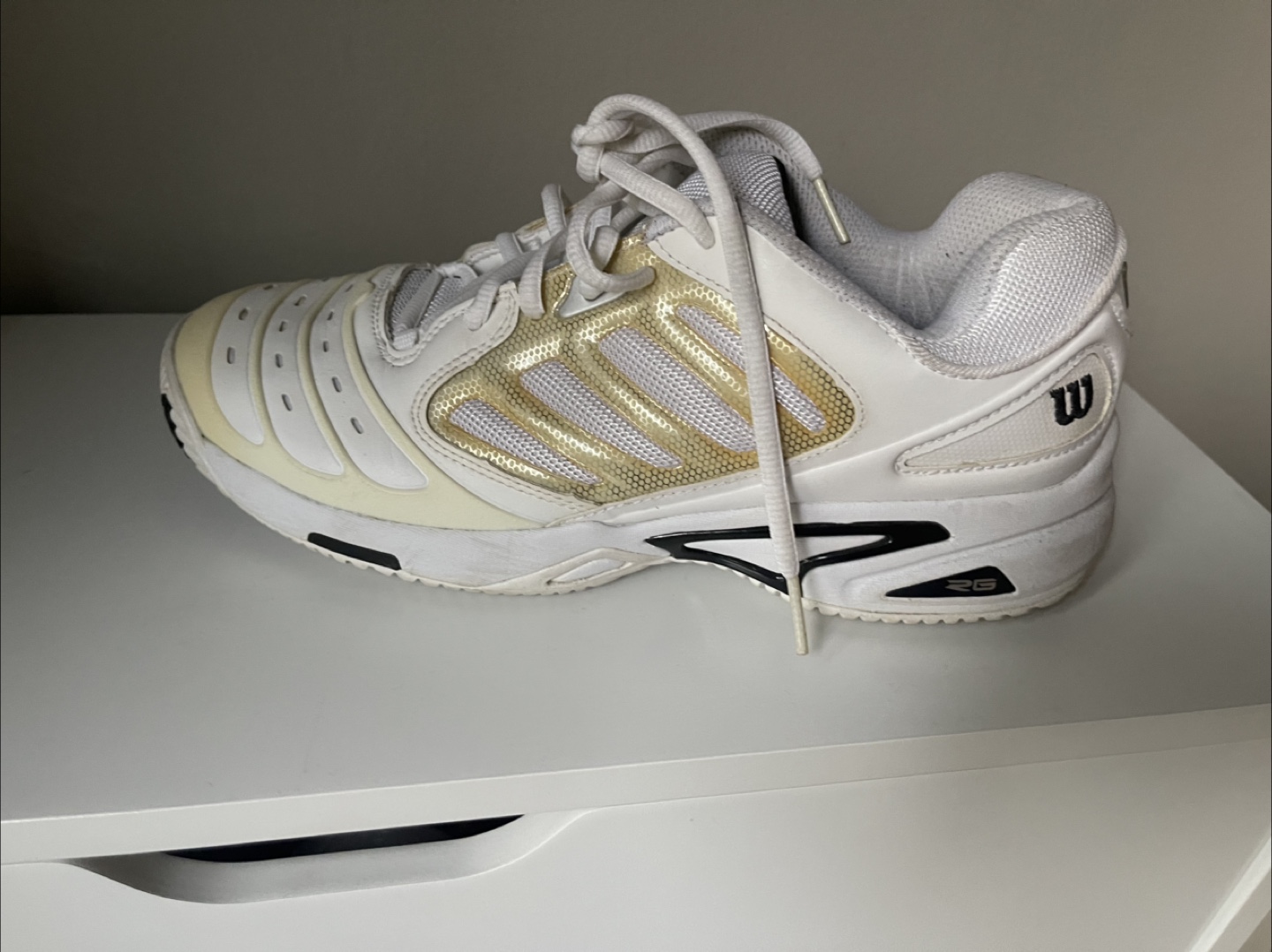 Wilson RG Tennis Shoes, Size 8.5 - photo 2