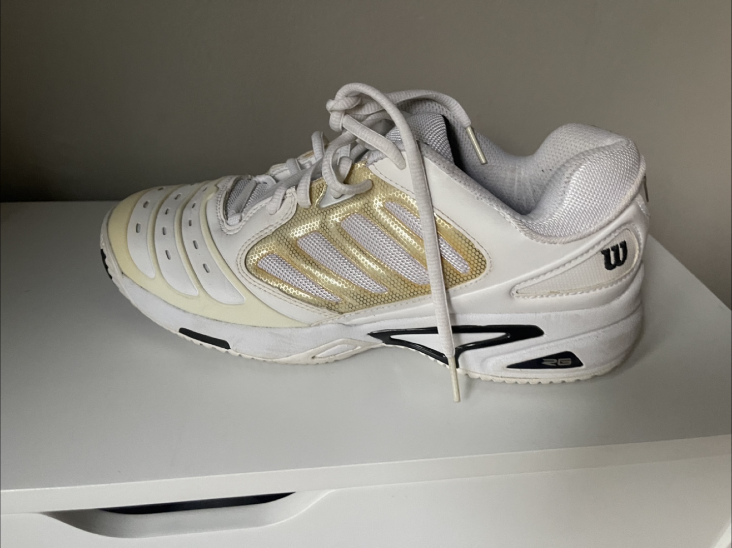 Wilson RG Tennis Shoes, Size 8.5 - photo 3