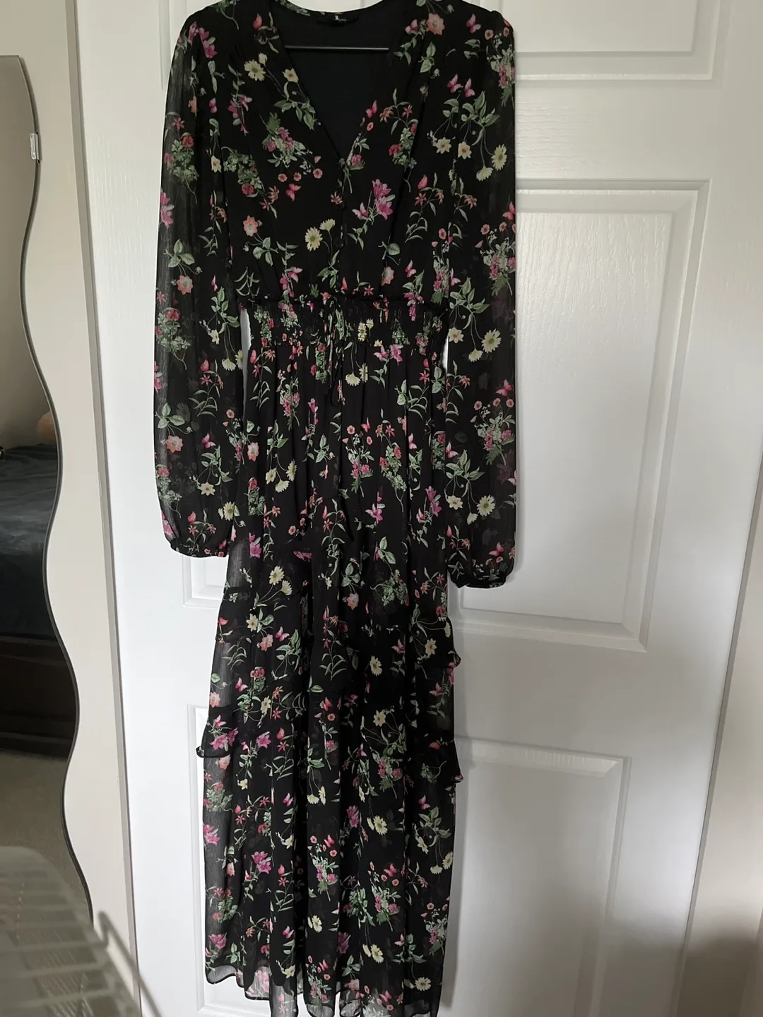 Black V-Neck Floral Dress thumbnail