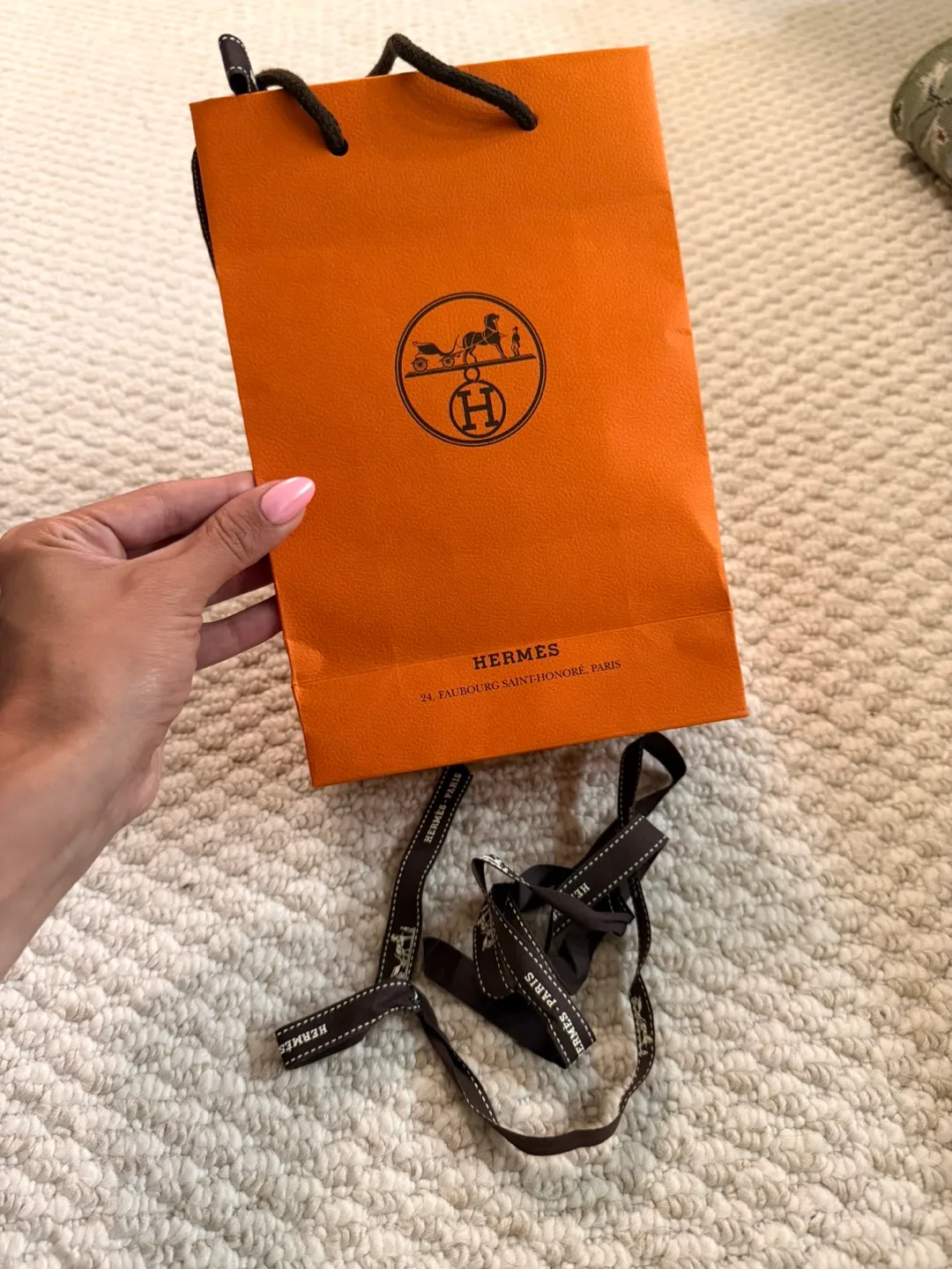 Hermès Gift Bag with 2 Ribbons thumbnail