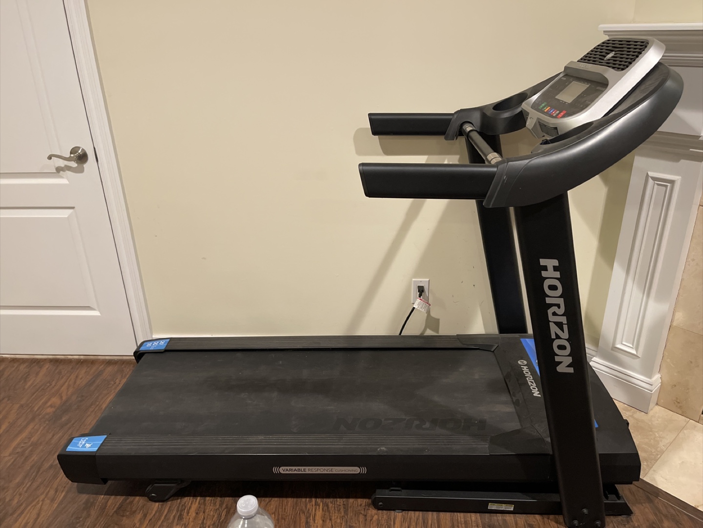 Horizon Fitness Treadmill - photo 2