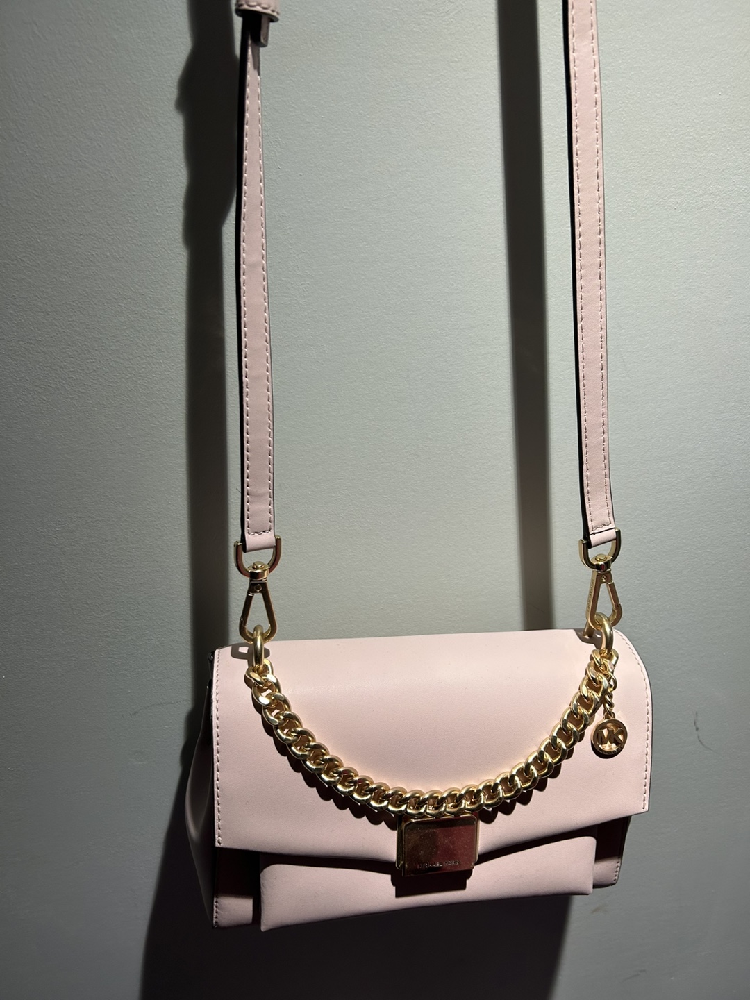 Michael Kors Pink Leather Crossbody Bag (NEVER USED)