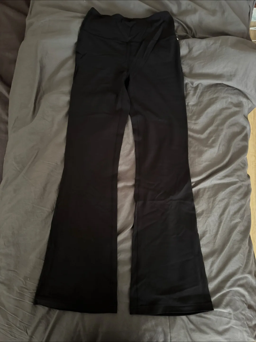 Lululemon Groove Pant Flare *Nulu Black Size 8 thumbnail