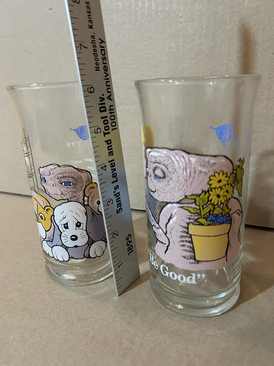 2 Vintage E.T. Pizza Hut Collector's Glasses - photo 4