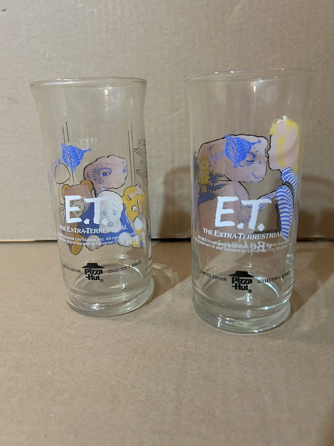 2 Vintage E.T. Pizza Hut Collector's Glasses