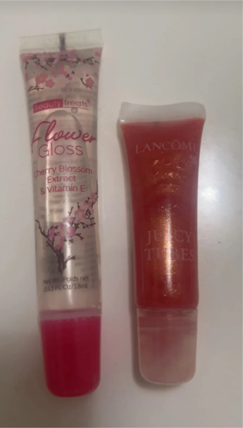 Beauty Treats Flower Gloss & Lancome Juicy Tubes thumbnail