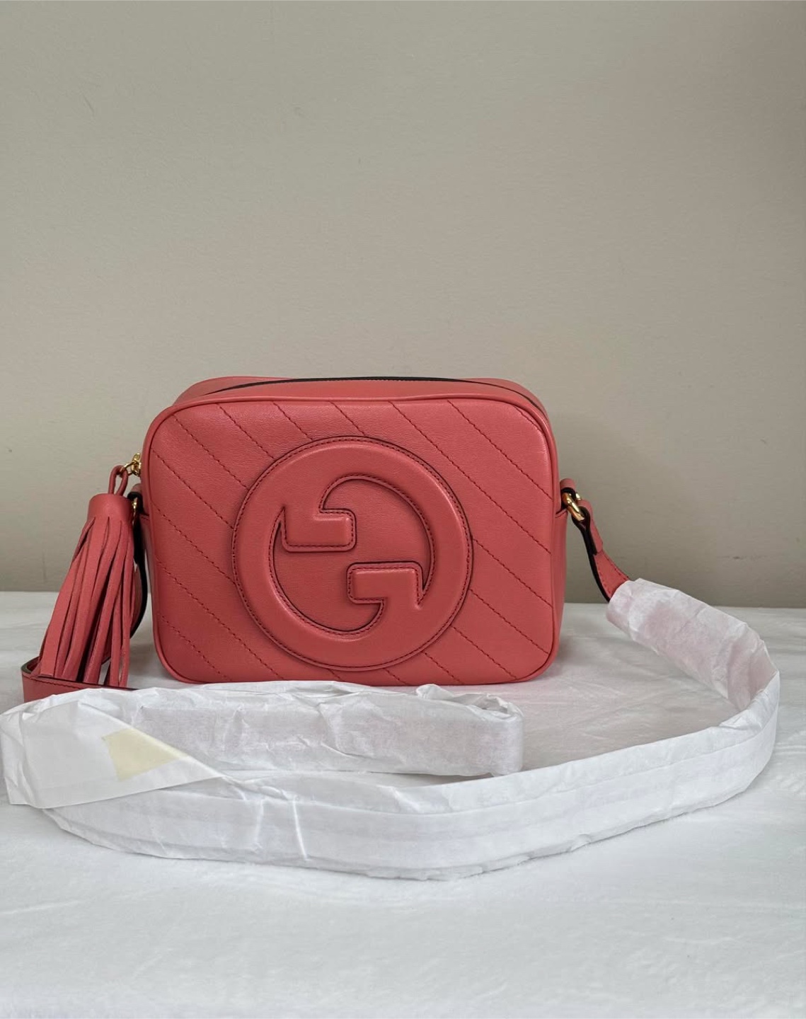 Gucci Blondie SoHo Camera Tassel Bag New