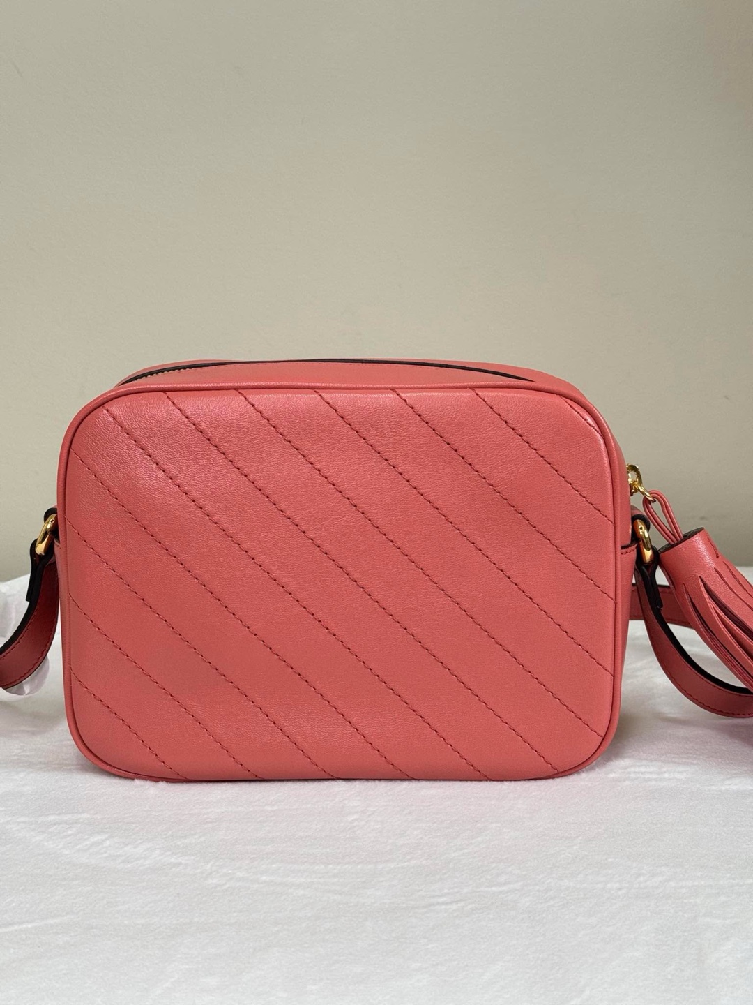 Gucci Blondie SoHo Camera Tassel Bag New - photo 2