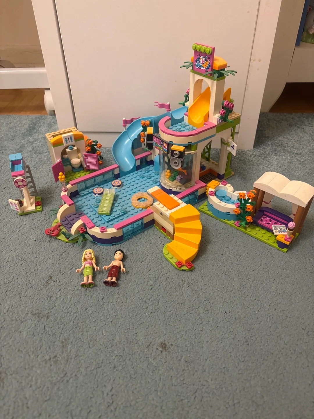 LEGO Friends Heartlake Summer Pool Set thumbnail