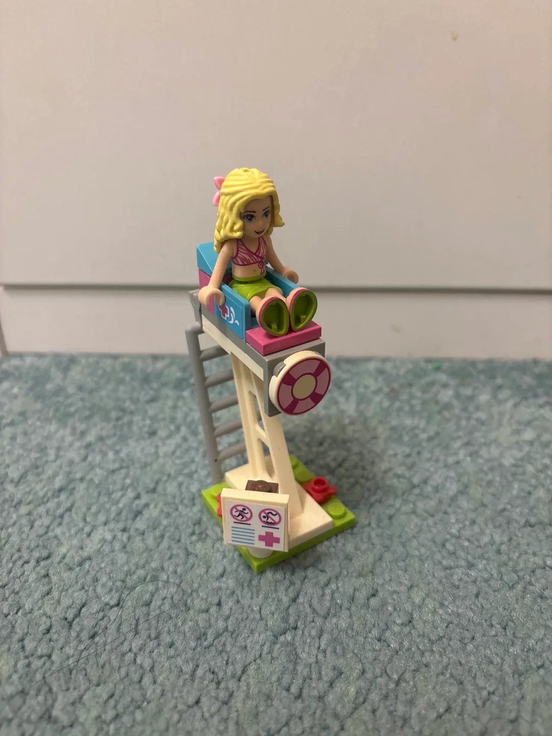 LEGO Friends Heartlake Summer Pool Set image indicator(7)