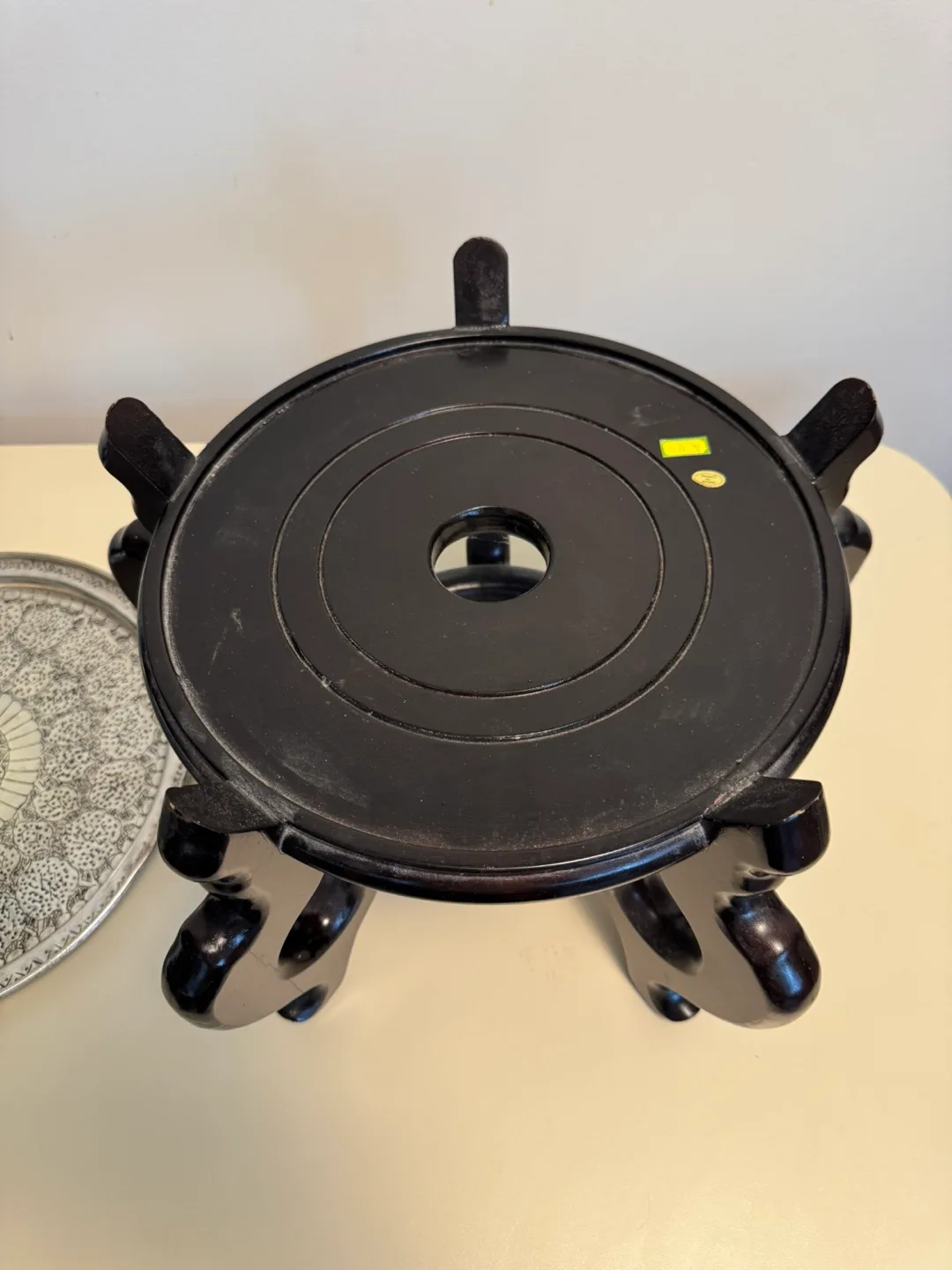 Handicraft engraved silver plate decorative tray & wooden stand image indicator(3)