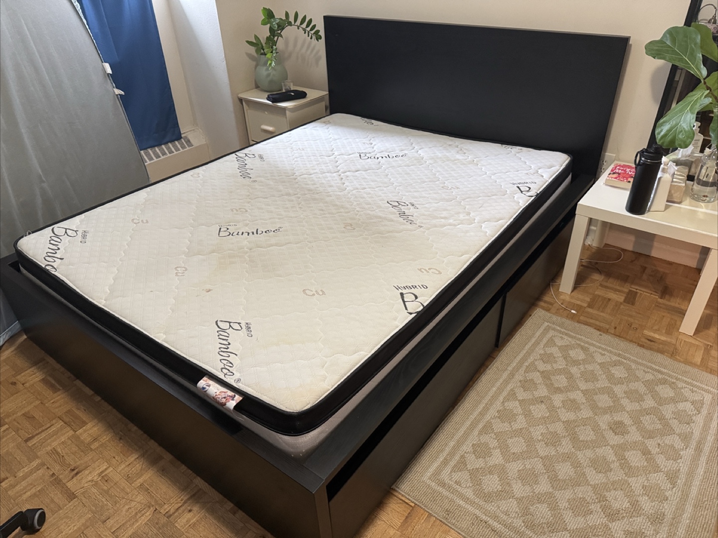 IKEA queen size bed frame and mattress - photo 2