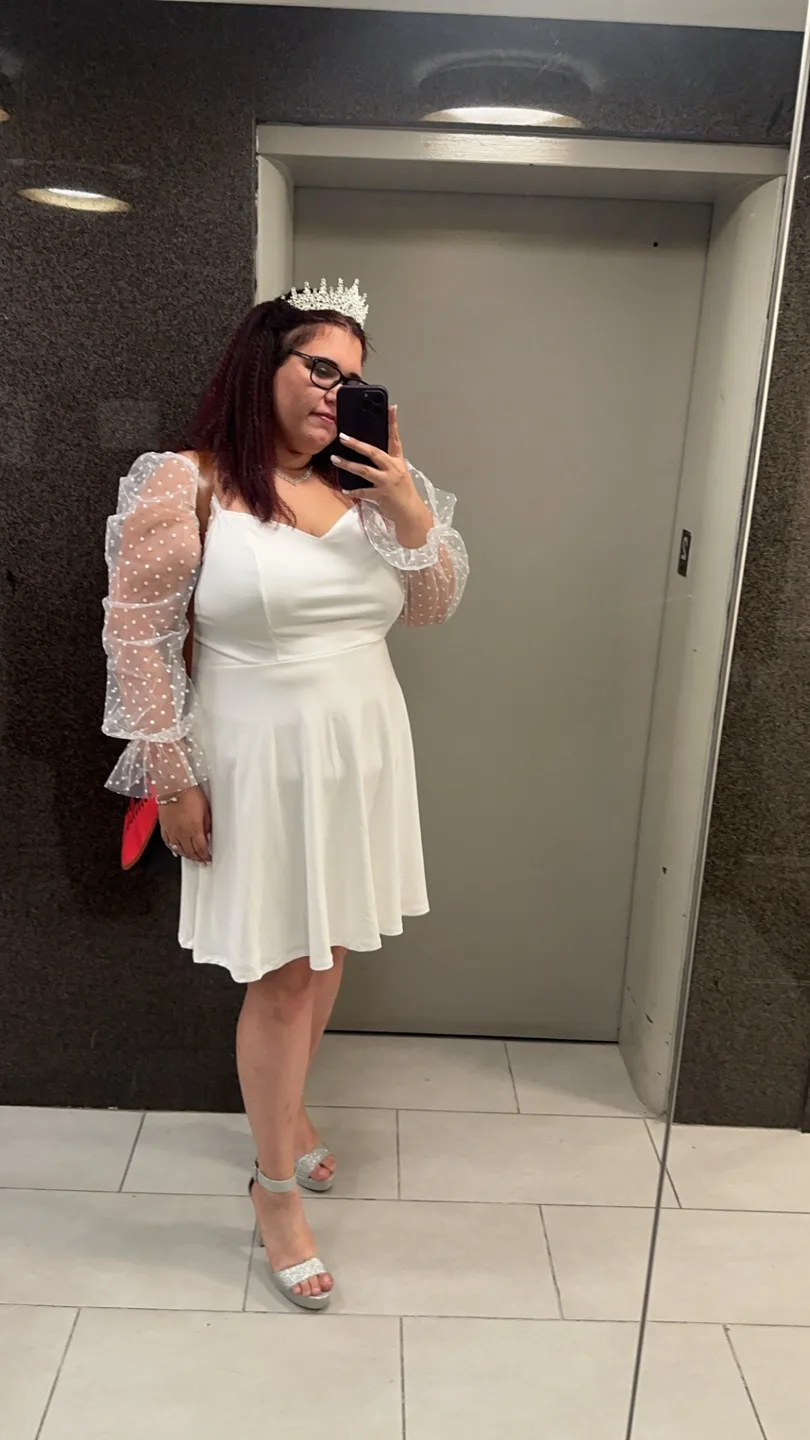 White dress thumbnail