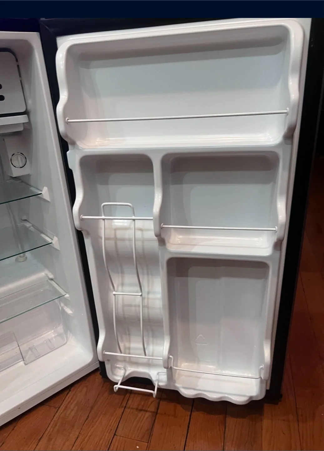 Midea Compact Refrigerator image indicator(3)