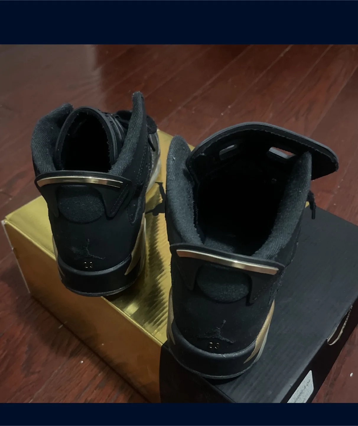 Air Jordan 6 Retro Black Metallic Gold Size 5y image indicator(2)