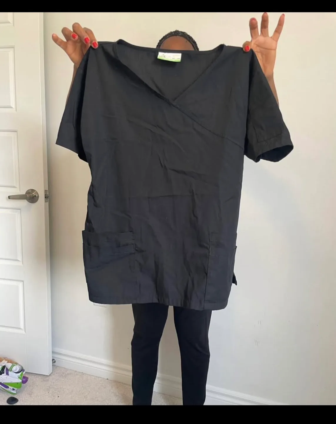 Black Scrub Set - Top & Pants image indicator(2)