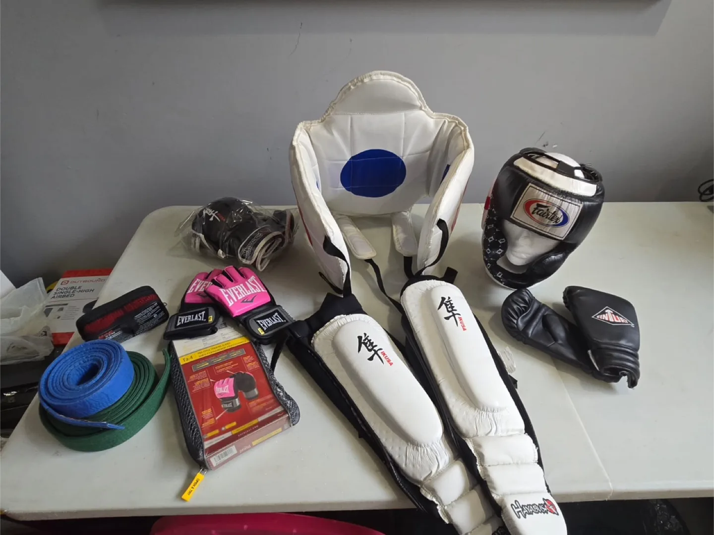 Mixed Martial Arts Gear Set - Everlast, Fairtex thumbnail