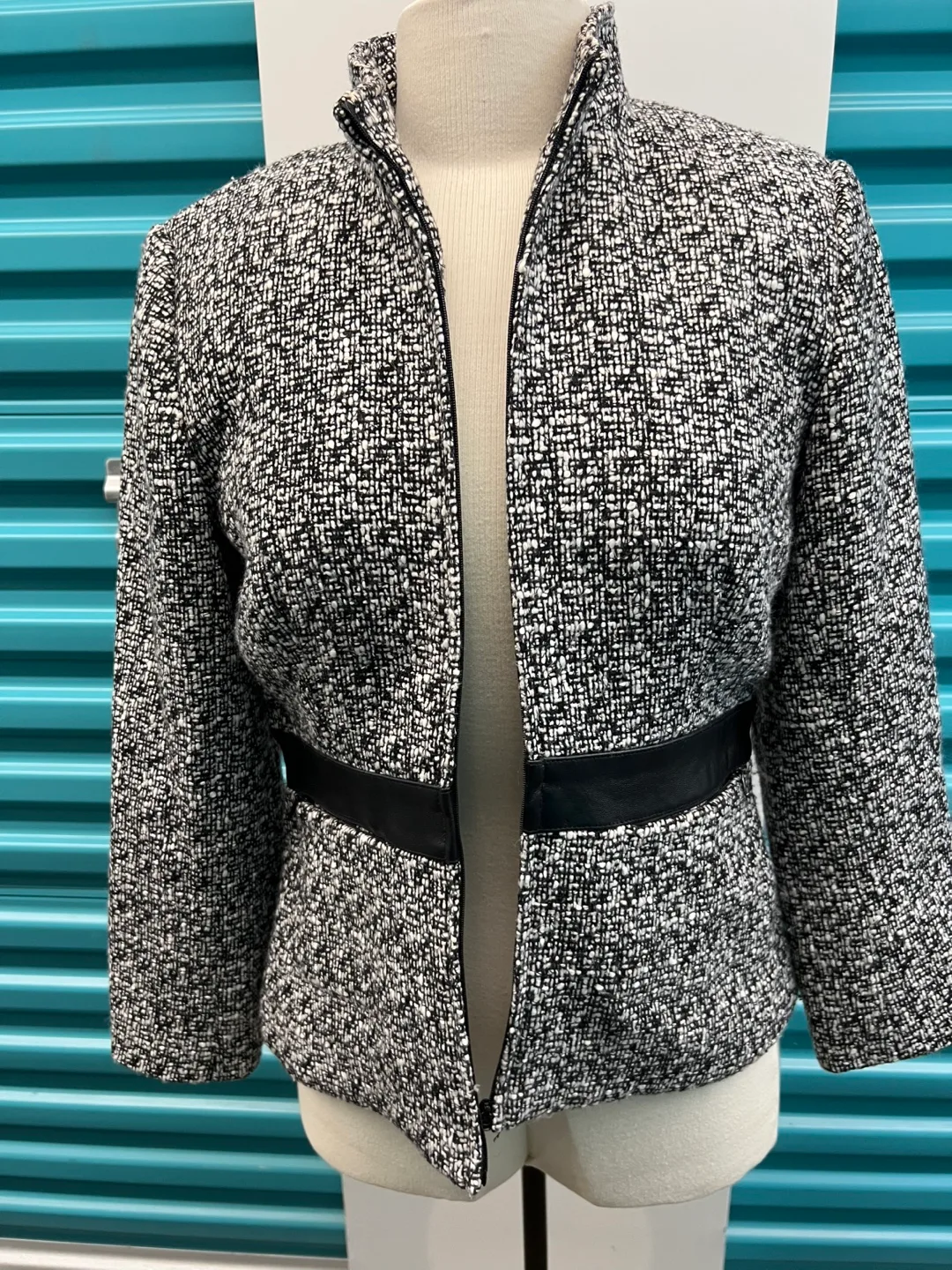 Spenser Jeremy Black & White Blazer - Size S image indicator(2)