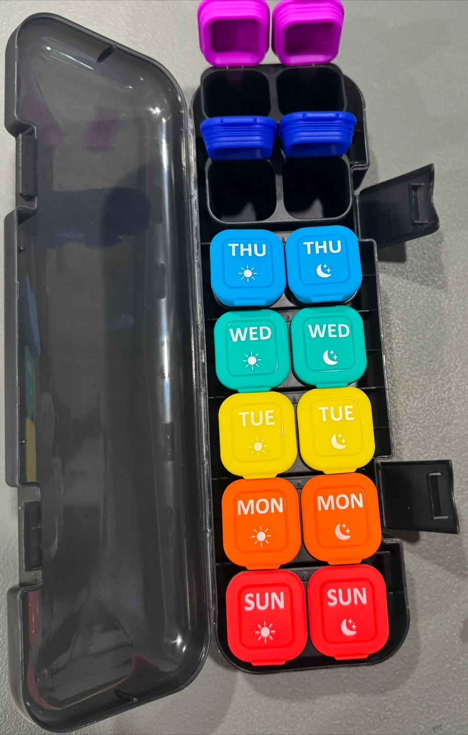 Fullicon Pill Organizer - Large Capacity image indicator(8)