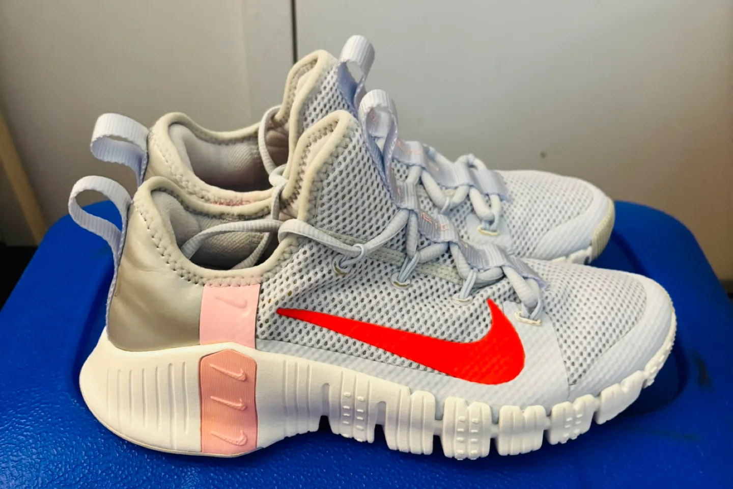 Nike Free Metcon 5 Women's Training Shoes thumbnail