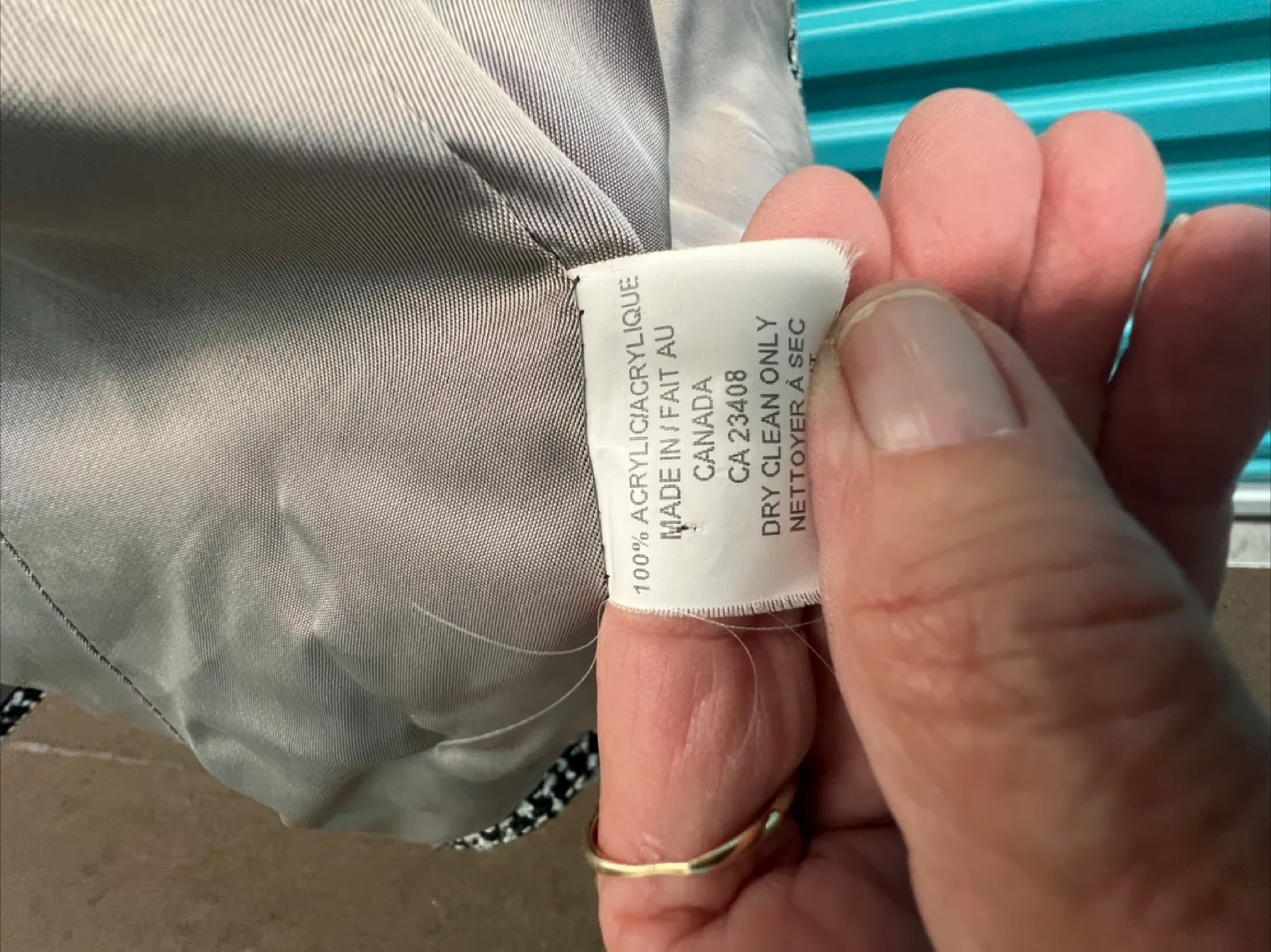 Logic Black and White Skirt Suit - Size 6 image indicator(6)