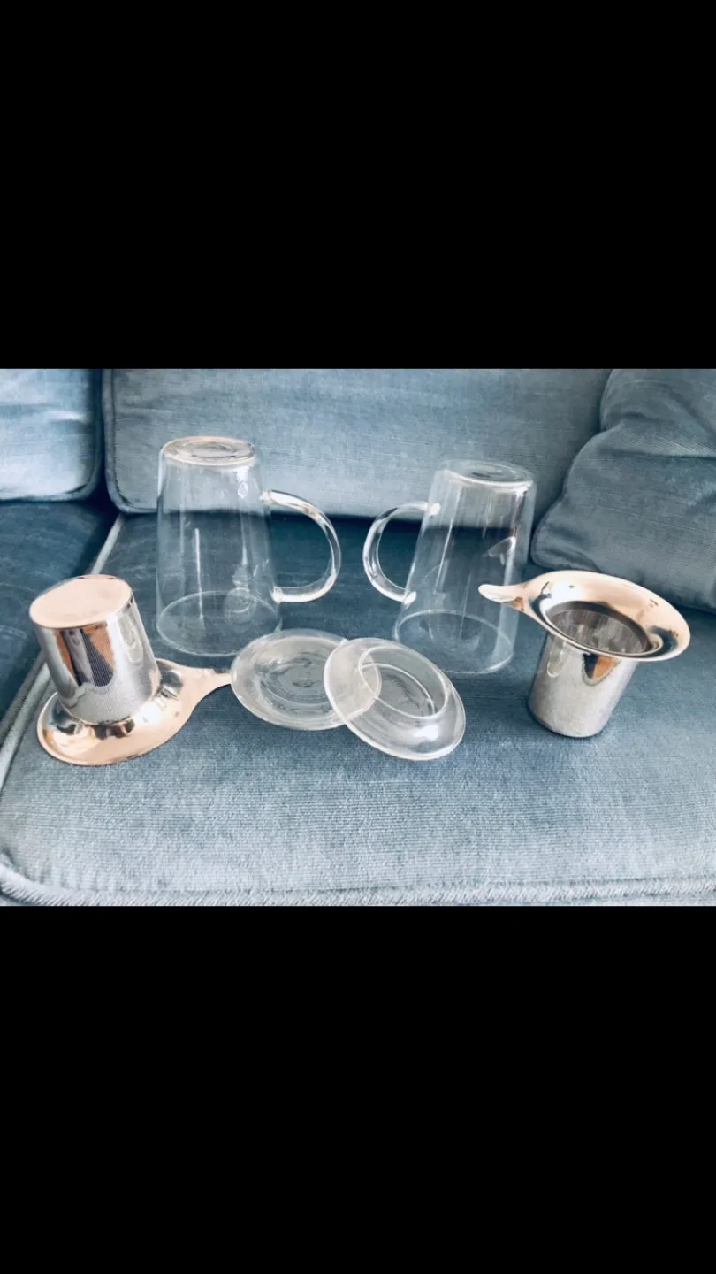2 David��’s Tea Glass Mugs+2 Glass Covers+2 Infusers+✨Free Tea thumbnail