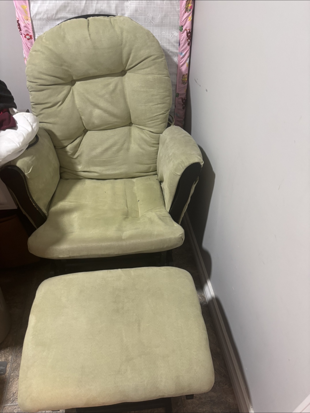 Glider Rocking Chair with Ottoman