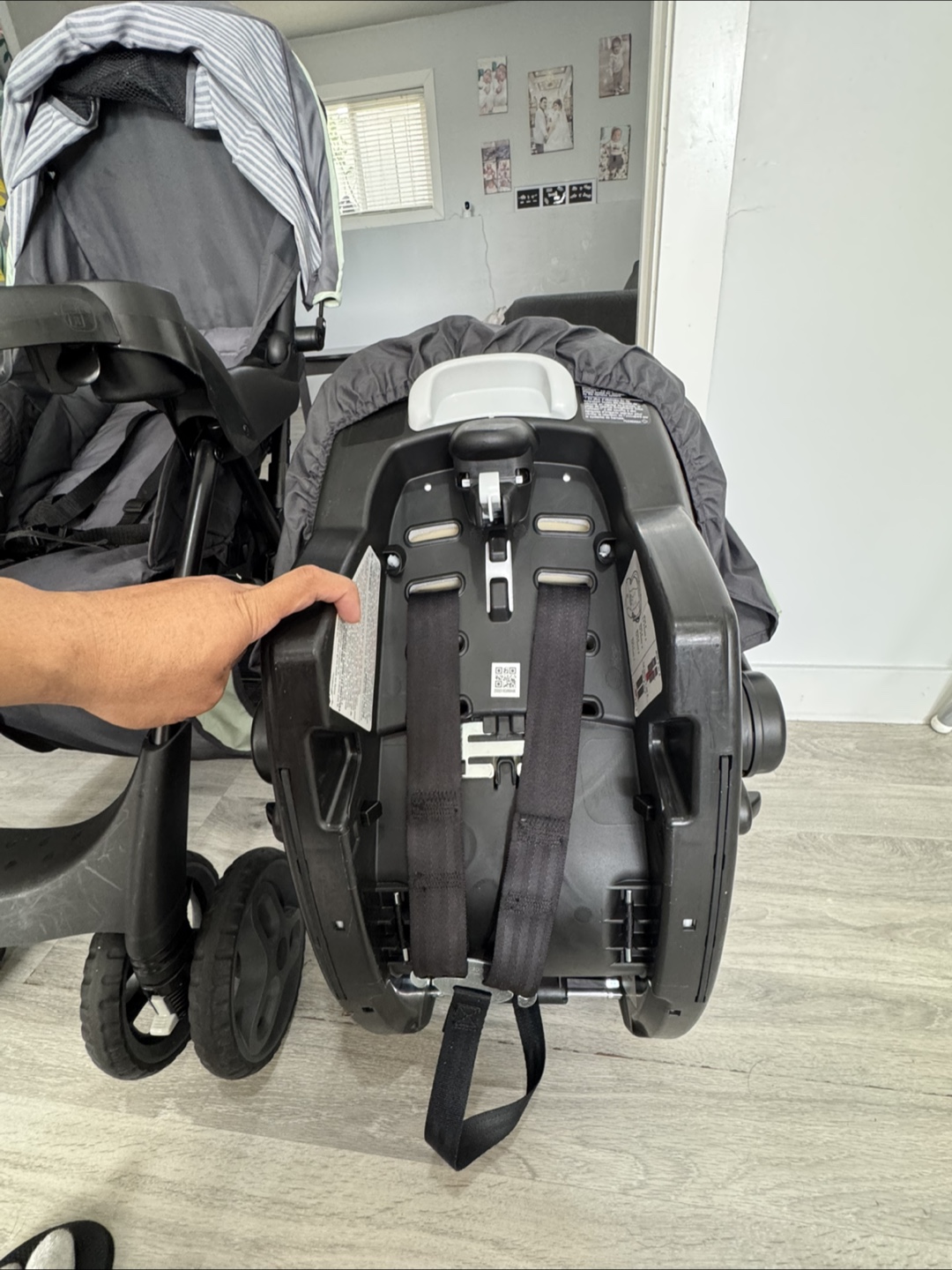 Graco stroller and car seat - photo 3