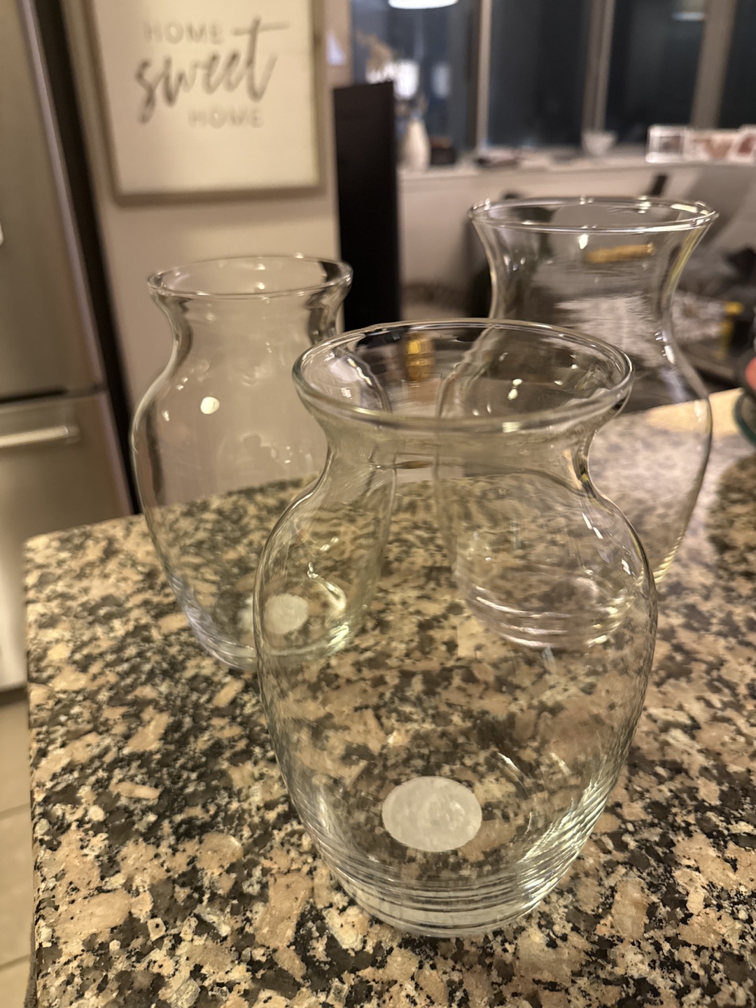 Set of 3 Clear Glass Vases - photo 2