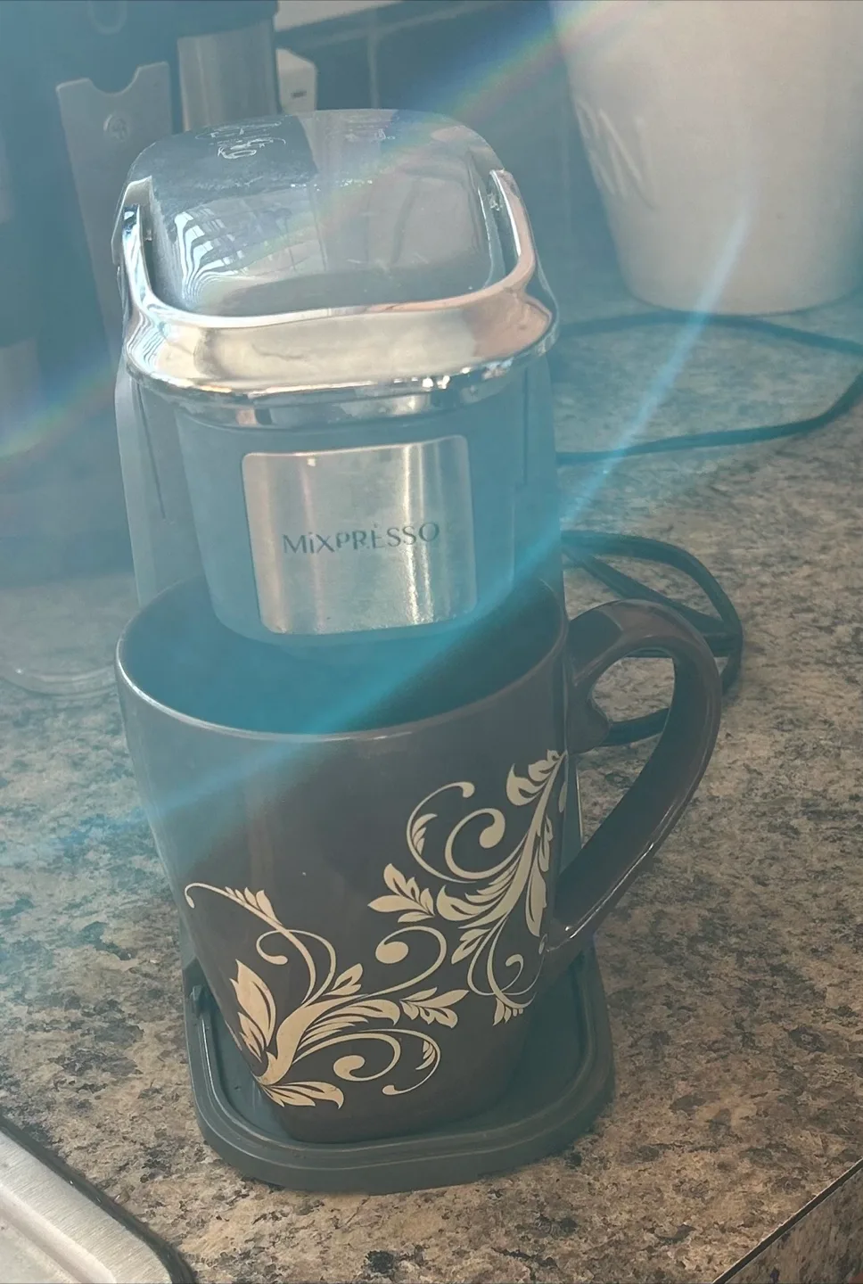 Mixpresso Single Serve Coffee Maker thumbnail