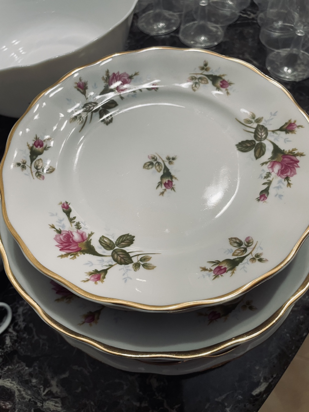 Vintage Floral Dinnerware Set