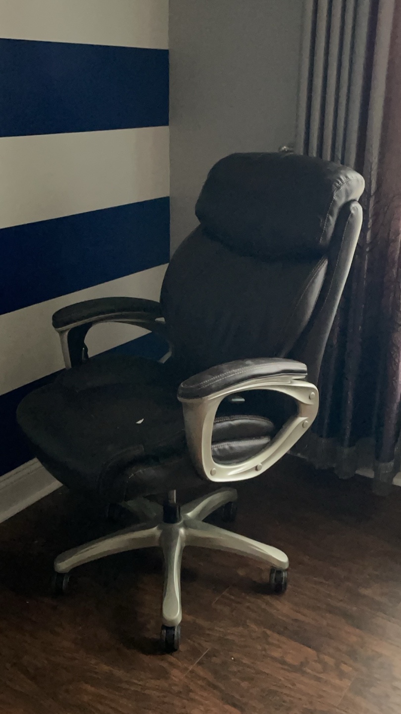 Black Leather Office Chair - photo 2