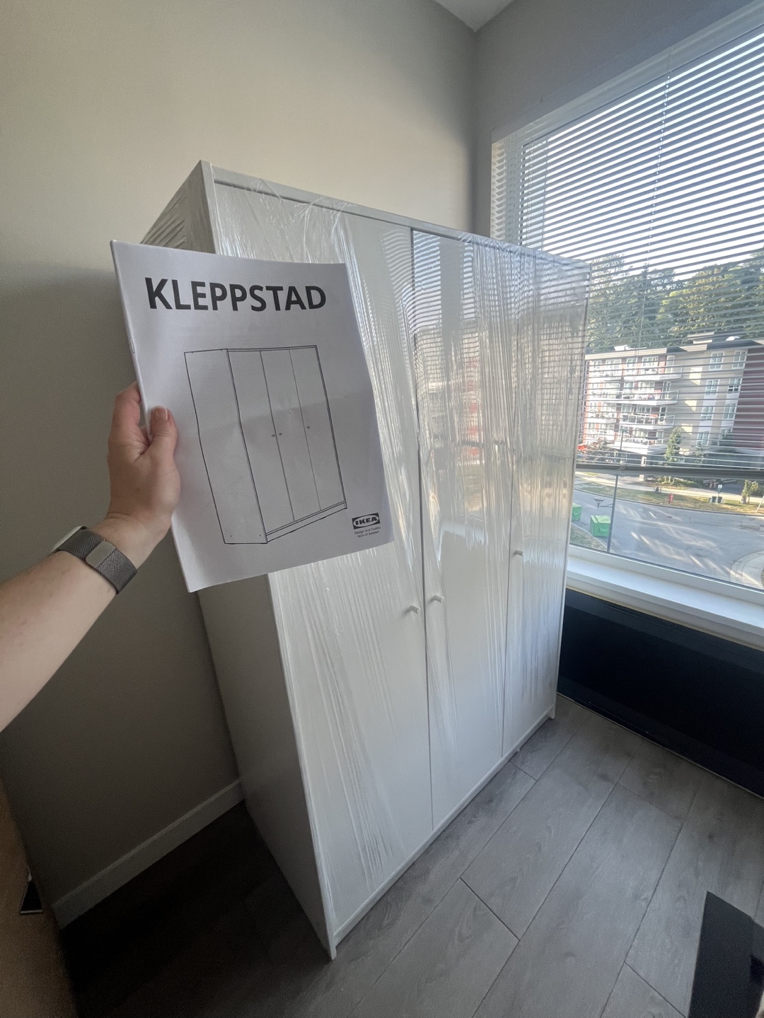 IKEA Kleppstad Wardrobe - Like New! - photo 4