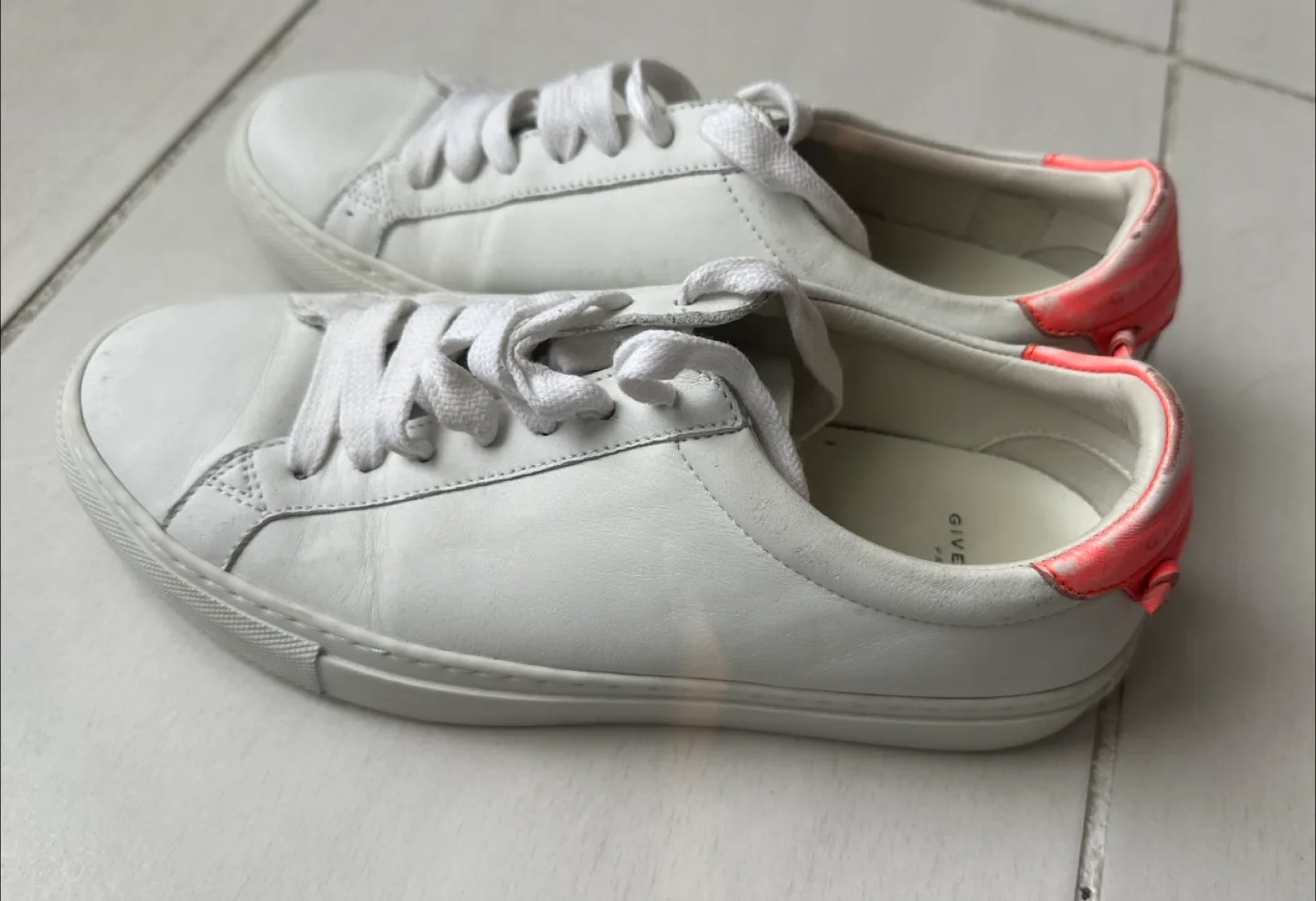 Givenchy White Leather Sneakers image indicator(5)