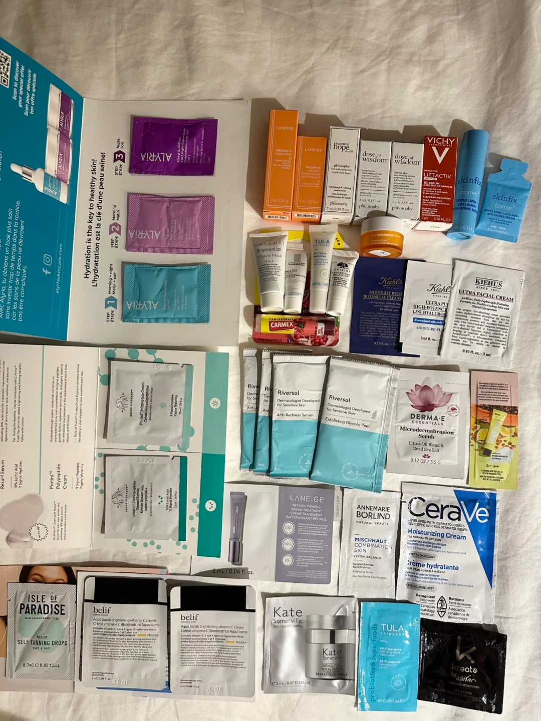 Unused Skincare Minis + Samples 37 pieces thumbnail