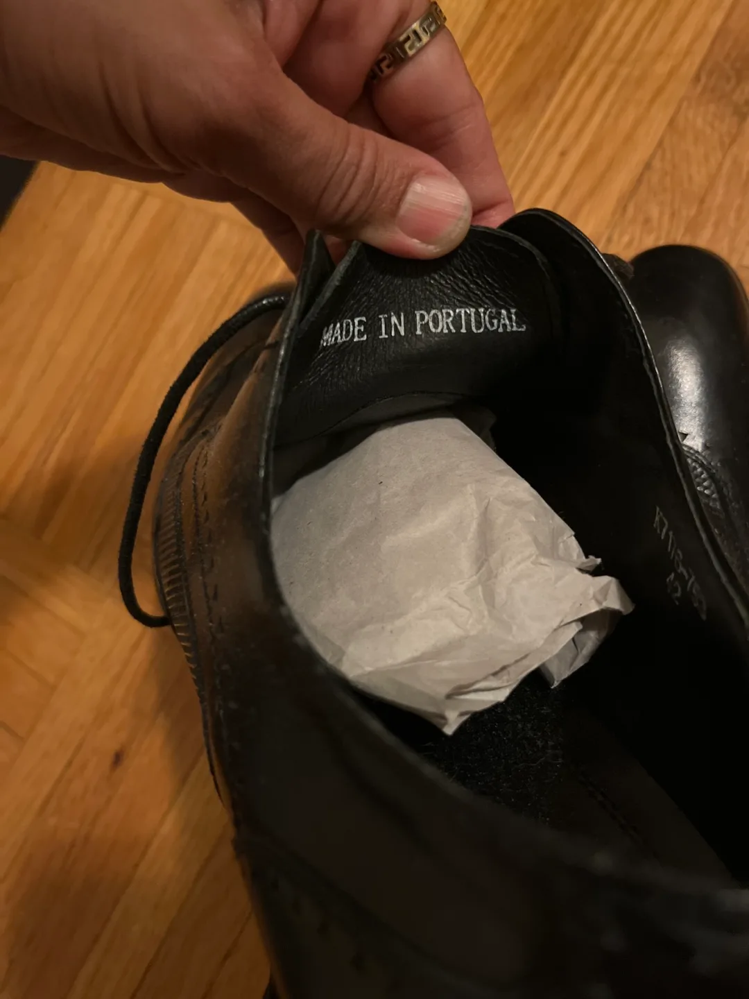 Massimo Dutti Black Shoes - Size 9 (US) image indicator(3)