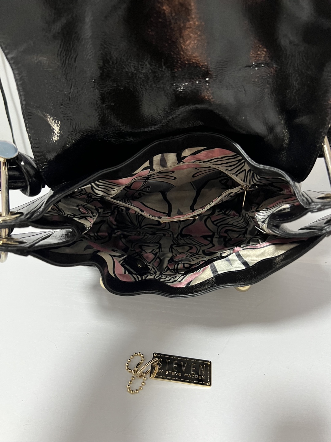 Steven by Steve Madden Black Patent Leather Purse - photo 5