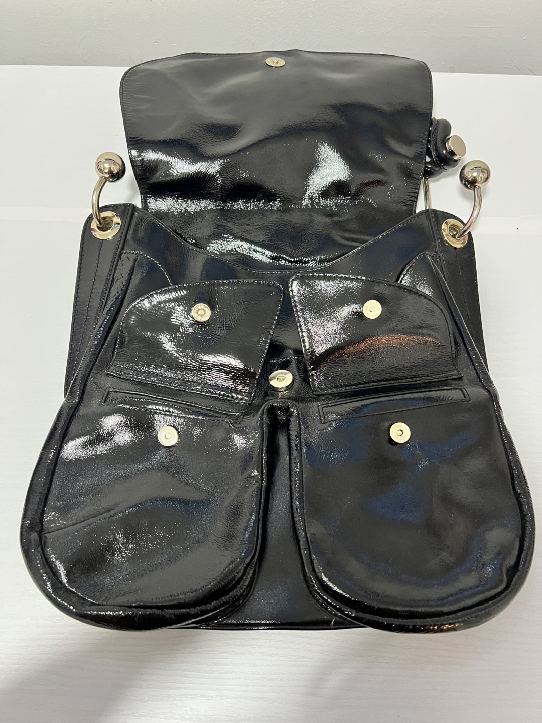 Steven by Steve Madden Black Patent Leather Purse - photo 3