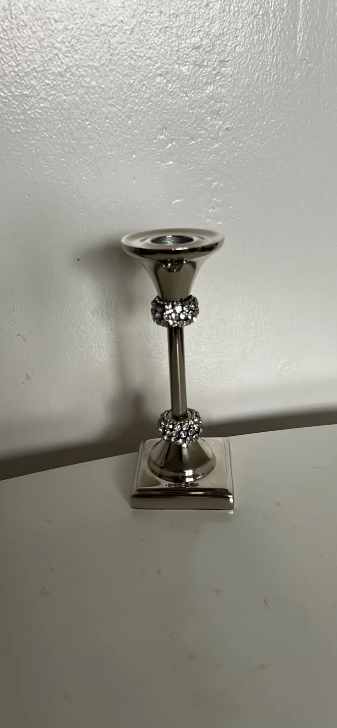 Elegance Silver Candlestick Holder thumbnail