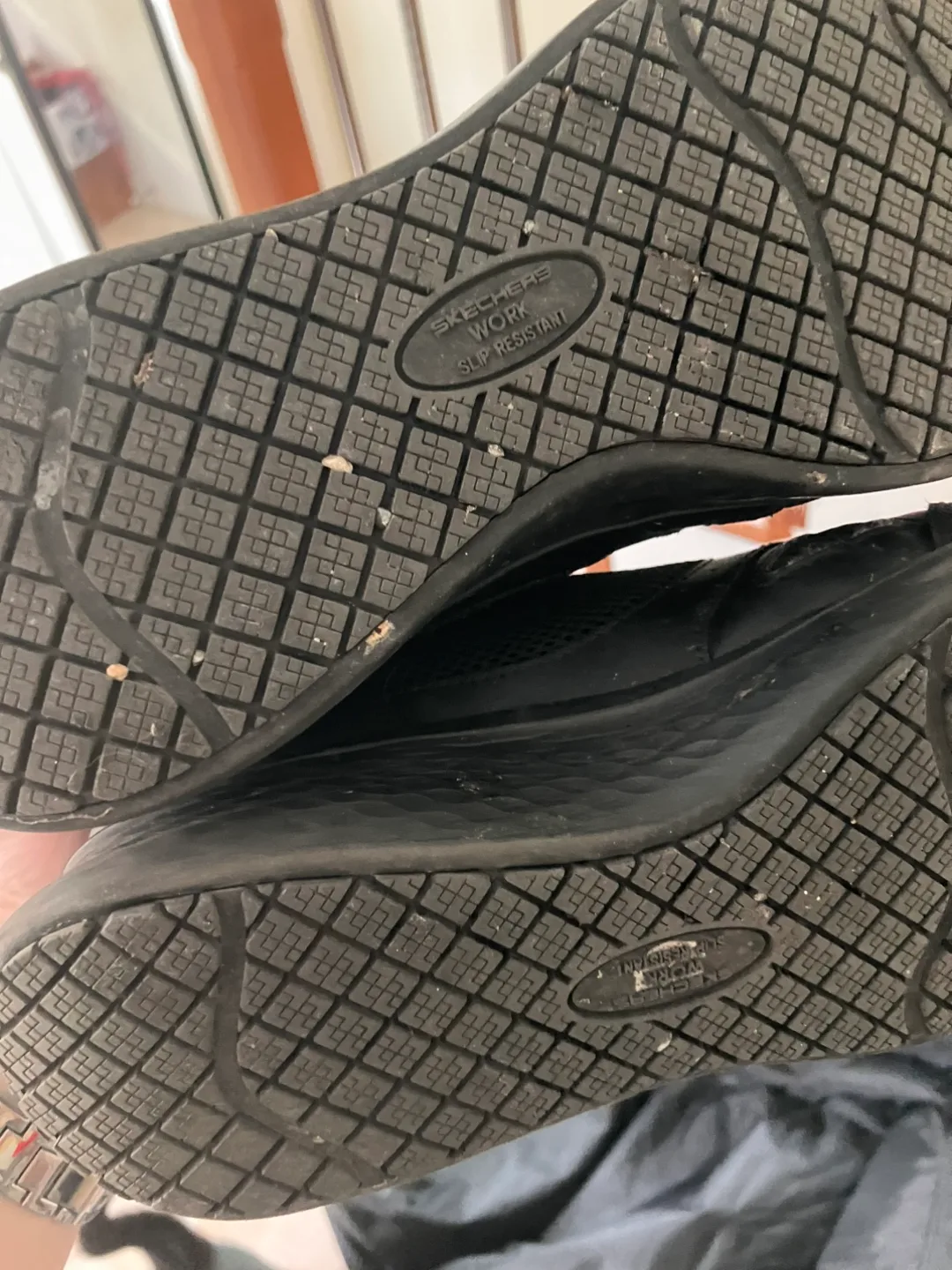 Working shoes for women image indicator(3)