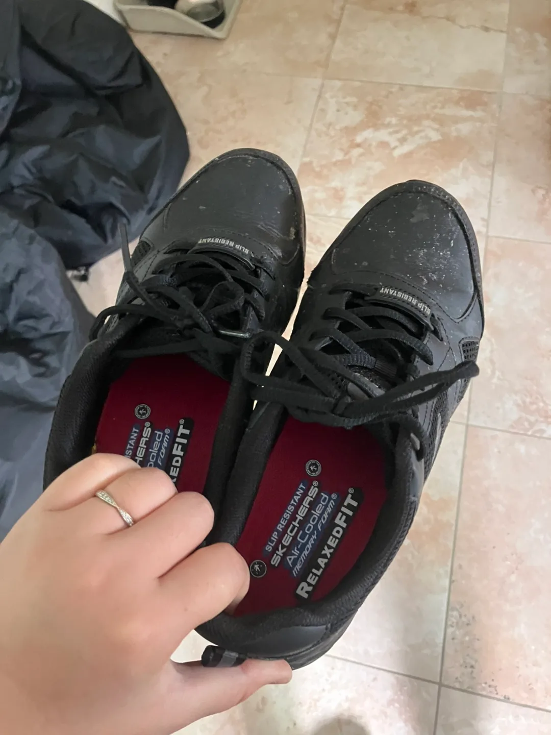 Working shoes for women image indicator(2)