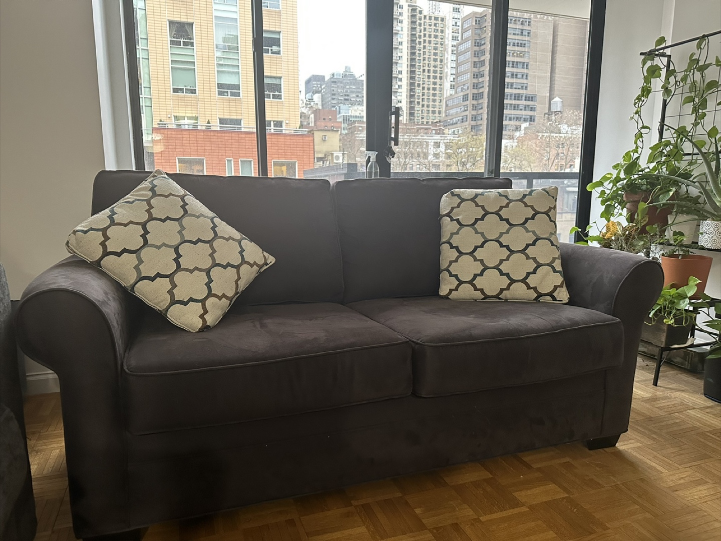 Glendora loveseat